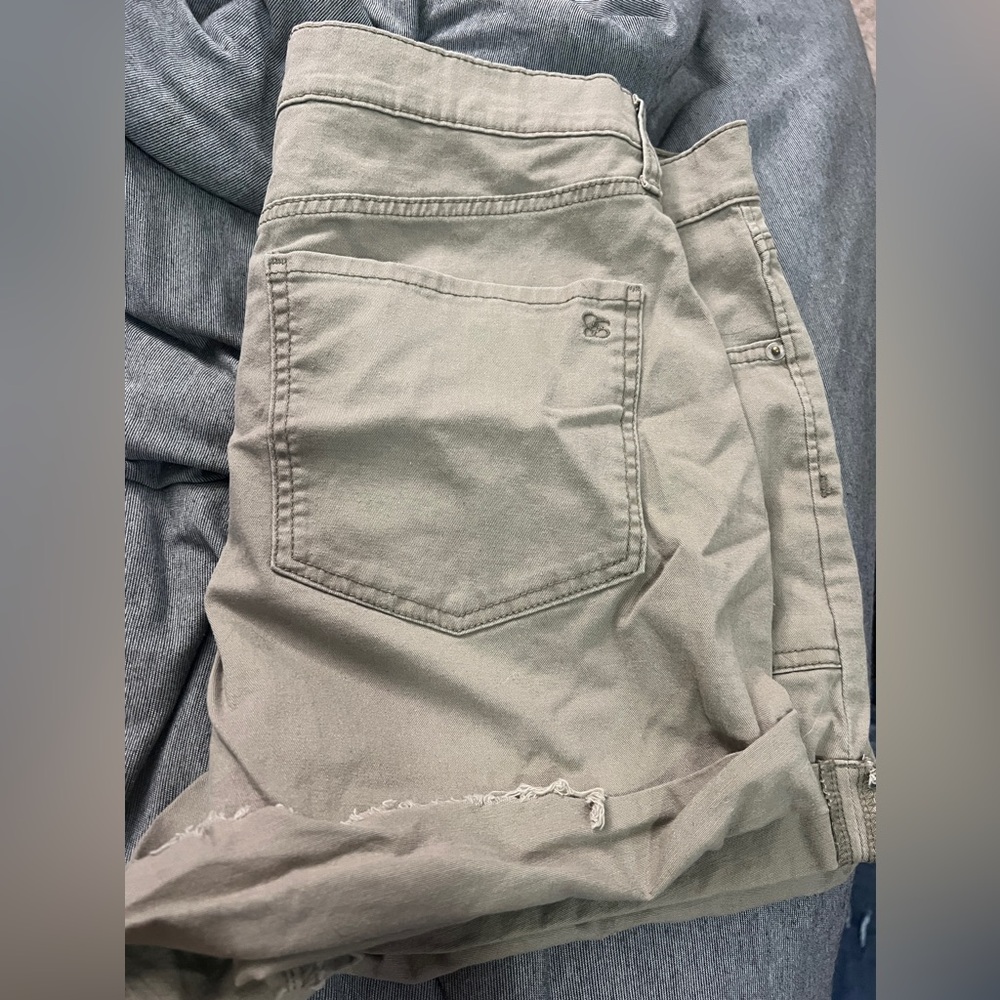 Women’s shorts